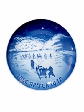 Bing & Grondahl Christmas Plate Christmas in Greenland 1972